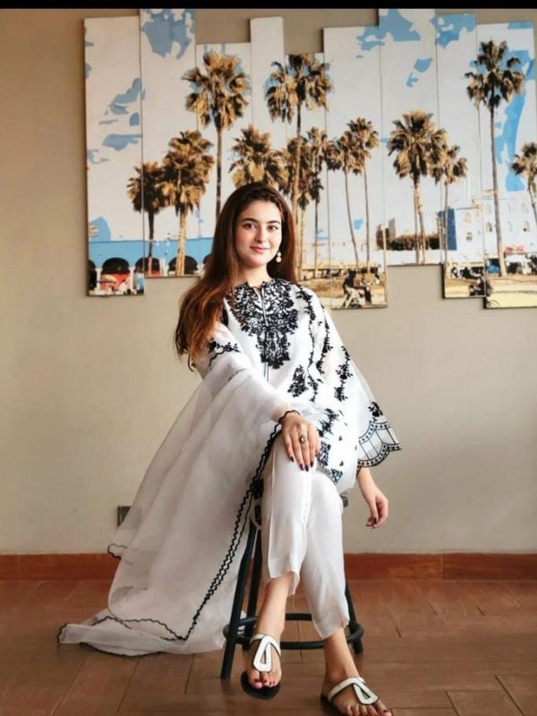 c43db4f2-4435-40ef-a882-e1f1f09b5a9a